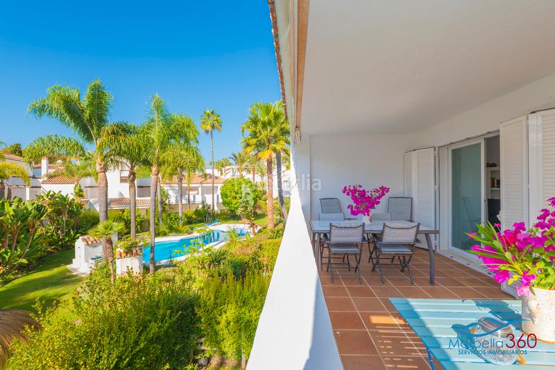 Foto 8245f9f2-2bf6-492e-a30d-688b02e60d6a. Casa a schiera in avenida de albatros 2a in bahía de Marbella Marbella