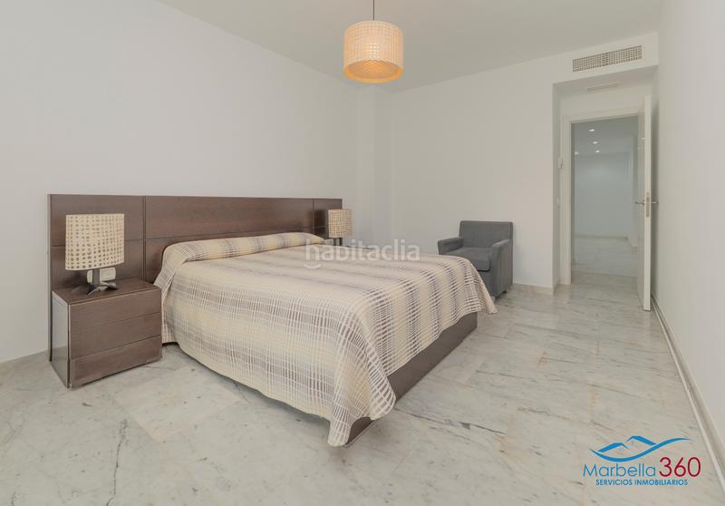 Foto be73fba0-d1e4-4bc0-ad24-1a167bfc8508. Casa a schiera in avenida de albatros 2a in bahía de Marbella Marbella