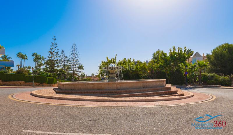 Foto c64c41a5-d13f-4e7b-bacd-06e912073bb5. Casa a schiera in avenida de albatros 2a in bahía de Marbella Marbella