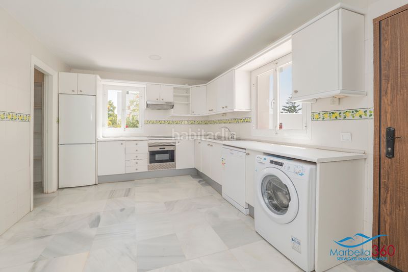 Foto 441248bb-2dd7-4e53-9141-609e2e0b7299. Xalet amb xemeneia aparcament piscina a Rodeo Alto - Guadaiza - La Campana Marbella