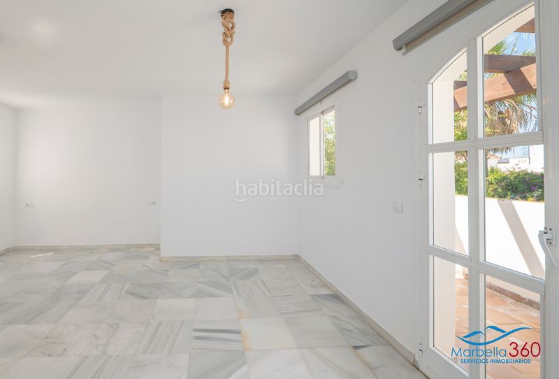 Foto b05a78ae-9084-4731-bd74-9b26ab3ad7bb. Xalet amb xemeneia aparcament piscina a Rodeo Alto - Guadaiza - La Campana Marbella