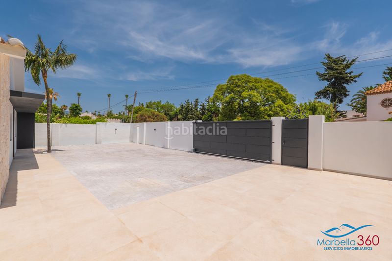 Foto e30e41af-5bdd-4a83-8ab3-f1e84d85fea8. Xalet amb calefacció aparcament piscina a Atalaya - Isdabe Estepona