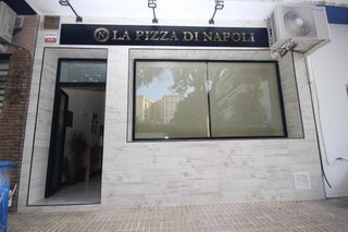 Locale commerciale in Calle de ramón gómez de la serna 11. Magnífica inversión en el centro de marbella.