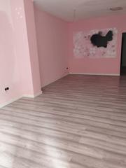 Local Comercial a Pintor Ismael de la Serna 9