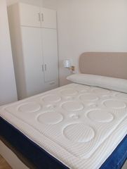 Lloguer Apartament a Calle padre francisco palau y quer 6. Apartamento amueblado de un dormitorio y salón. piscina