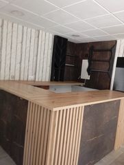 Affitto Locale commerciale en Plaza inmaculada ni�a 5. Caf� bar con terraza en la mejor zona de camino bajo de hu�tor