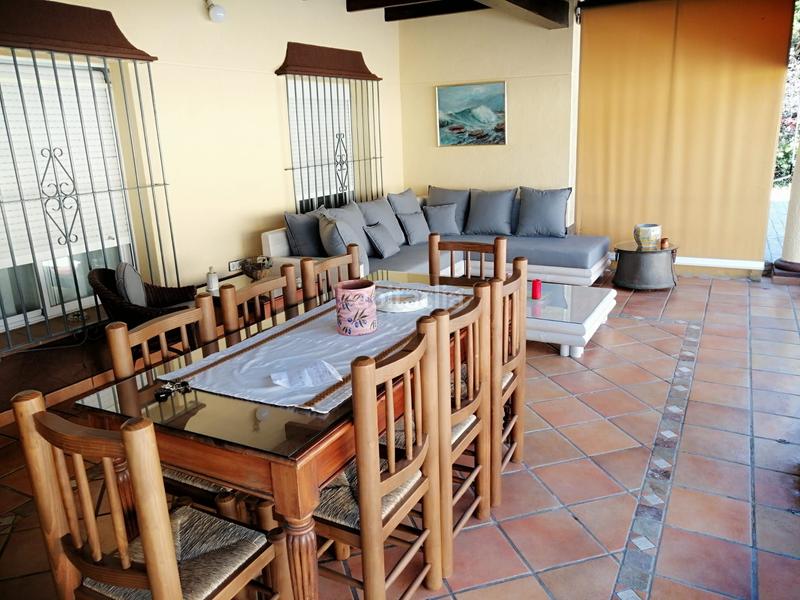 Foto 1bd3a2aa-3d8b-41c8-9d4a-627a9bb45208. Chalet mit parking pool in Las Lagunas - Campano Chiclana de la Frontera