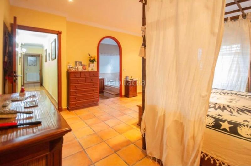 Foto d4dfc5a1-cbcd-4d61-bf87-bdfb6c03ff6a. Chalet mit parking pool in Las Lagunas - Campano Chiclana de la Frontera