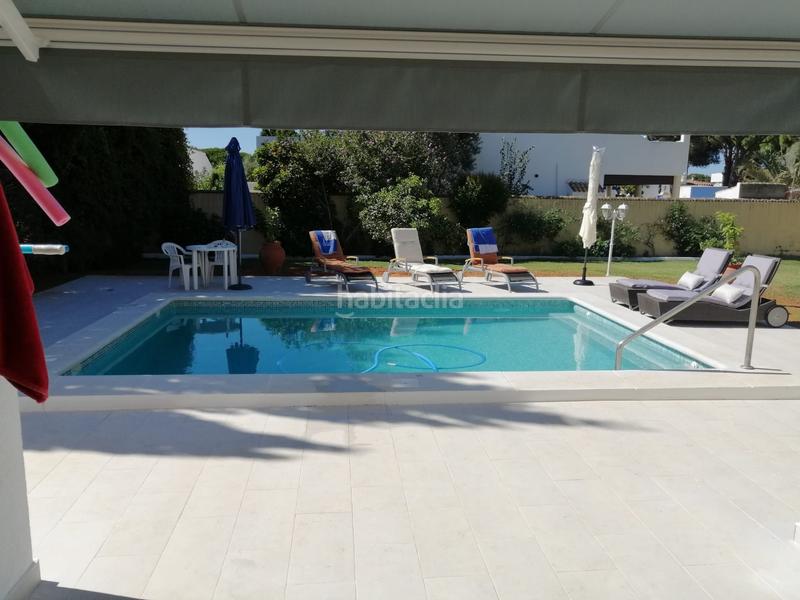 Foto fc140194-3a6b-44b7-84b6-af158a0104b2. Chalet mit parking pool in Las Lagunas - Campano Chiclana de la Frontera