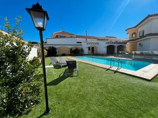 Xalet  Calle el pargo. Impresionante chalet independiente junto a la playa con unas vis