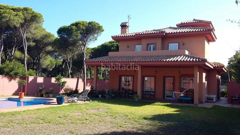 Foto 270ca2fd-f12c-4e65-8053-0b3a43f1aab4. Xalet amb calefacció aparcament piscina a La Barrosa Chiclana de la Frontera