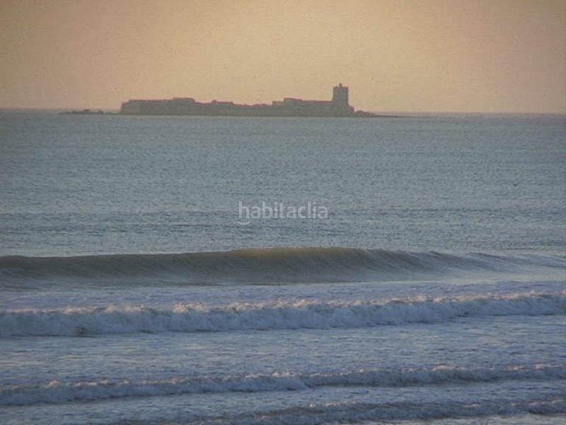 Foto 28be6c26-5ba1-40c6-896c-accca52857cc. Xalet amb calefacció aparcament piscina a La Barrosa Chiclana de la Frontera