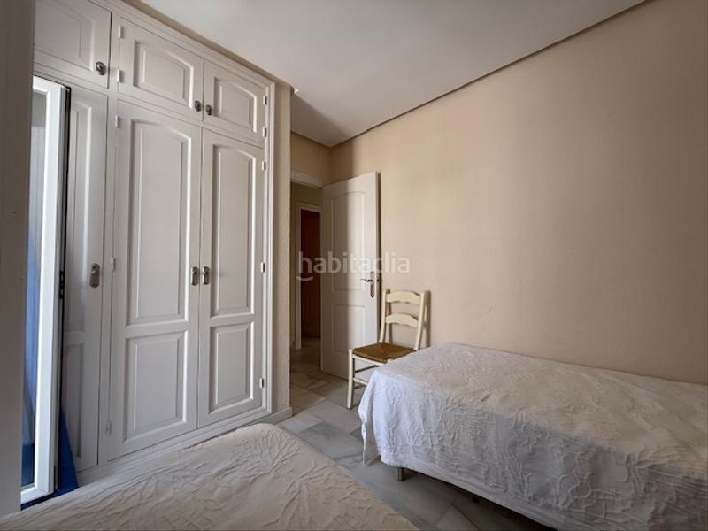 Foto d9588166-c13b-466e-8237-df1d3e22fce9. Casa bifamiliare in calle la dorada 24 in La Barrosa Chiclana de la Frontera