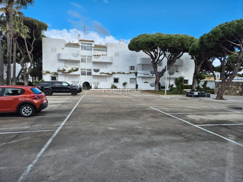 Foto c698a1b9-57d5-4fa7-b4c9-1f553291a9bd. Apartament a calle el bogavante 2 a La Barrosa Chiclana de la Frontera