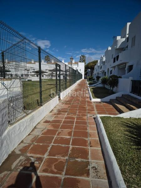 Foto 12172b3f-b45f-44fb-a0c4-1b638826e84a. Apartamento en calle el bogavante 2 en La Barrosa Chiclana de la Frontera