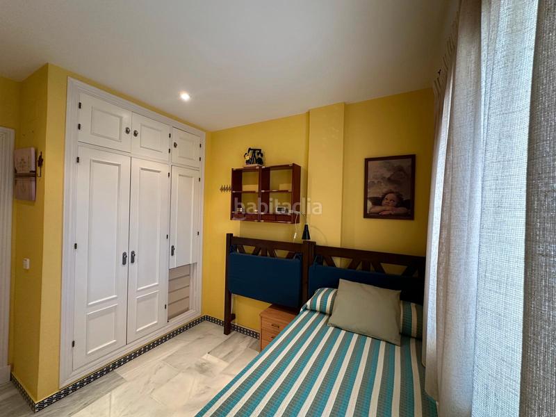 Foto d6975a12-d164-4c6f-a82d-cd5fc8daffa1. Casa adossada a avenida octavio augusto 24 a Novo Sancti Petri Chiclana de la Frontera