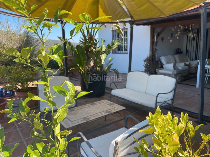 Foto bf636b74-47b8-4901-a4cc-890b4ee2efcb. Masia amb xemeneia calefacció aparcament piscina a Monda