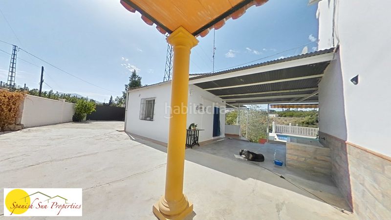 Foto a92f93ed-4b75-400f-98e5-cc977b8e79fa. Xalet amb xemeneia aparcament piscina a Coín