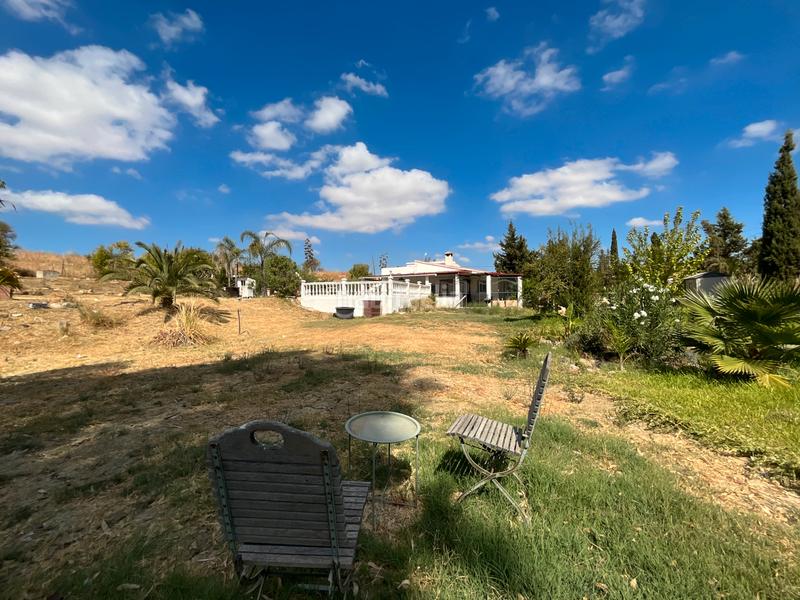 Foto a06c363d-918e-4831-8af5-8943ccc3e358. Mas avec cheminée piscine dans Coín