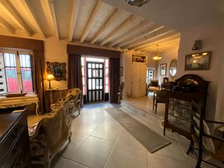 Casa adossada  Calle enmedio. Preciosa casa en venta en el corazón de monda