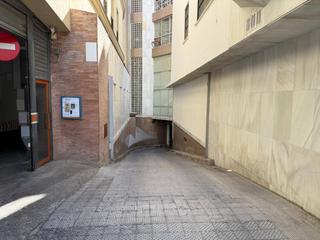 Aparcament cotxe a Progreso 7. Venta de garaje en el centro