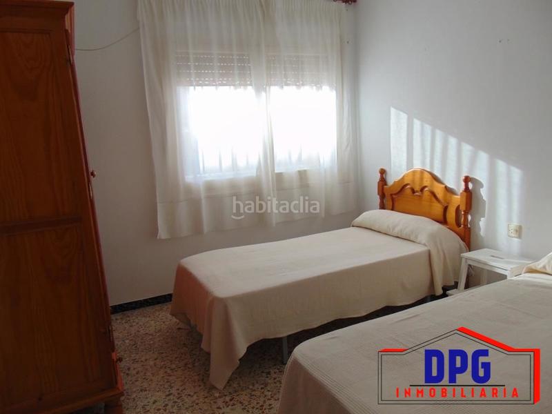 Foto 084a5ac0-fe9c-448e-a08a-a6c23a014f5a. Casa a nueva 74 a playa de Garrucha Garrucha