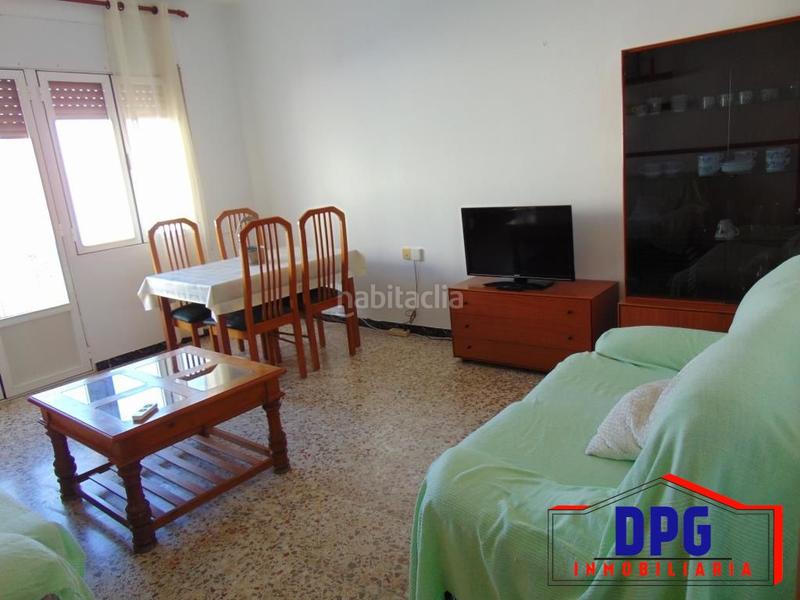 Foto 4ac4d772-d8d1-48b0-9b80-4c397268d297. Casa a nueva 74 a playa de Garrucha Garrucha