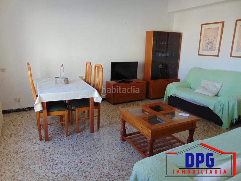 Foto c4ec3484-cb63-45d2-9d89-c048b87a46bd. Casa a nueva 74 a playa de Garrucha Garrucha