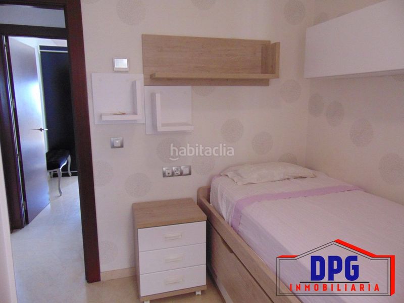 Foto a6c07d05-a782-48bc-8c06-ef729bab918d. Pis a malecon 94 a puerto de Garrucha Garrucha