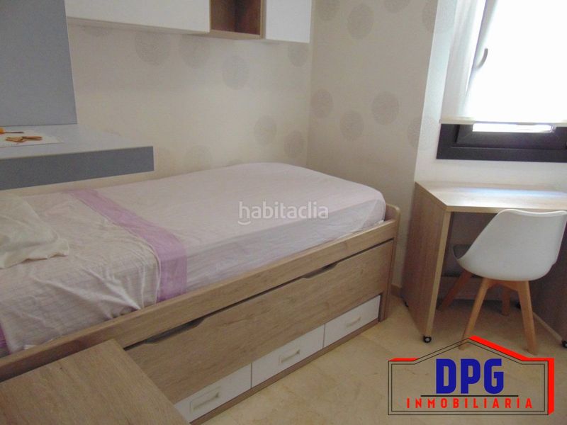 Foto f658c166-9594-4050-adb3-8dd1aa762e01. Pis a malecon 94 a puerto de Garrucha Garrucha