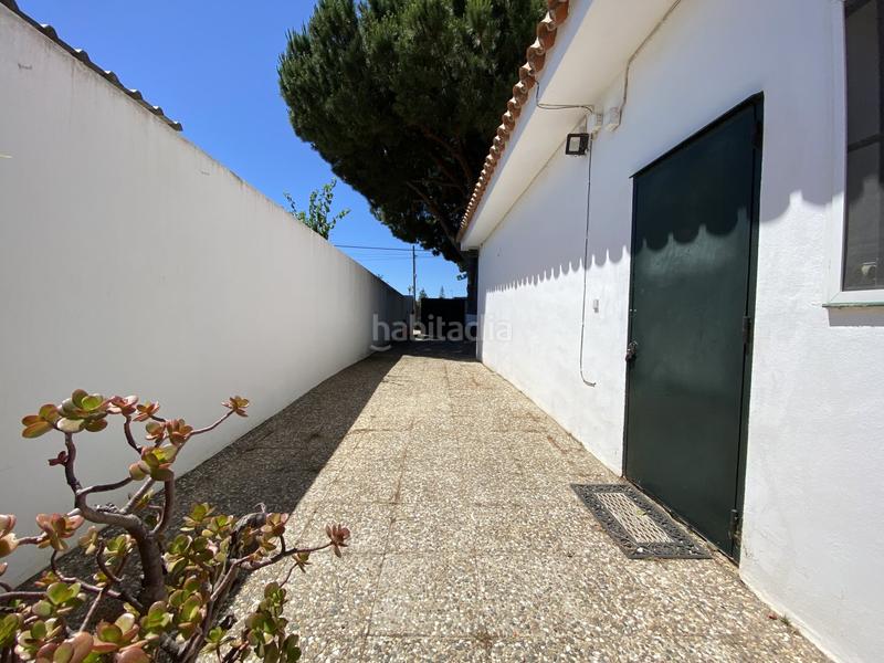 Foto 2fb8bb6c-02cb-4d40-a76e-e0b9745198fe. Casale con piscina in Las Tres Piedras - Costa Ballena Chipiona