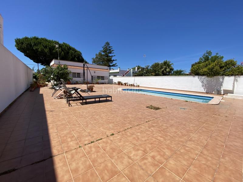 Foto f4b57f9b-7341-4609-8824-22ba04806d1e. Casale con piscina in Las Tres Piedras - Costa Ballena Chipiona
