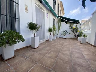 Dúplex a Puerto Deportivo. Vivienda independiente, tres habitaciones, terrazas en planta ba