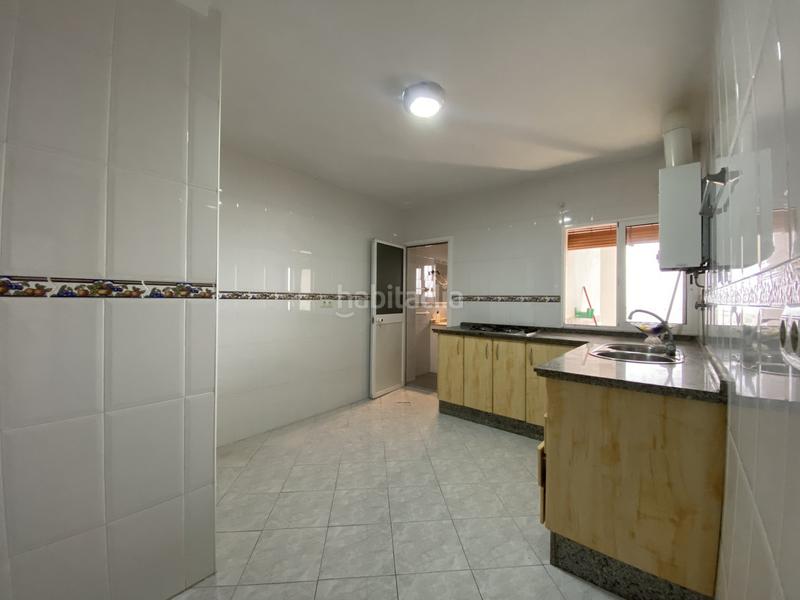 Foto c32885a0-aefc-4555-83bd-e35db28d469b. Pis a Centro Chipiona