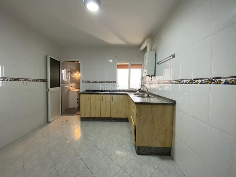 Foto e697055f-8e51-44c7-8932-a579238f5b1d. Pis a Centro Chipiona