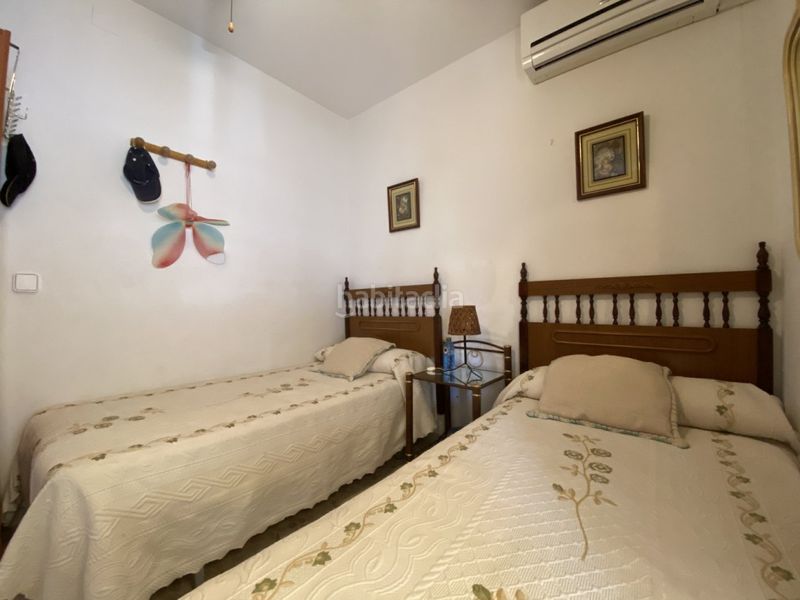 Foto d1660a17-f6cd-47d5-b8d3-d89728fce745. Pis a Centro Chipiona