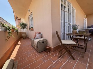 Pis a La Laguna. Amplio piso de 3 dormitorios con terraza y zonas comunesamplio y