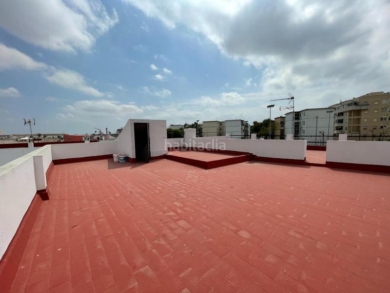 Foto 8397b45f-5aaf-45f4-bb4e-79b42f844a17. Casa con parcheggio in El Juncal - Vallealto Puerto de Santa María (El)