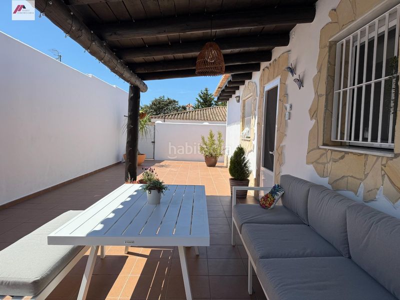 Foto cd613885-7135-4c09-82e4-4c22edeabcdb. Casa amb aparcament piscina a Cuatro Pinos - El Carmen Puerto de Santa María (El)