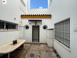 Location Appartement à Plaza de Toros - Ayuntamiento. Alquiler planta baja centro plaza de toros
