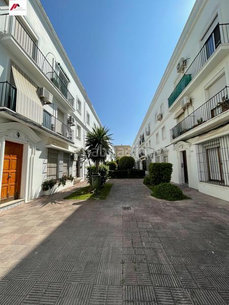 Foto 2c4fb2bc-a3d7-4cff-937f-22f229348a19. Appartamento con parcheggio in Crevillet Puerto de Santa María (El)