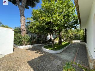 Chalet in El Juncal - Vallealto