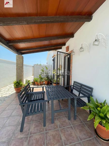 Foto b942515f-4a28-4e87-9769-84fa9b0a19ae. Chalet with parking in Carretera de Sanlúcar - Sudamérica Puerto de Santa María (El)