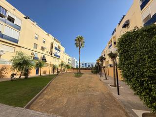 Dúplex a El Juncal - Vallealto. Dúplex con garaje y piscina en el juncal