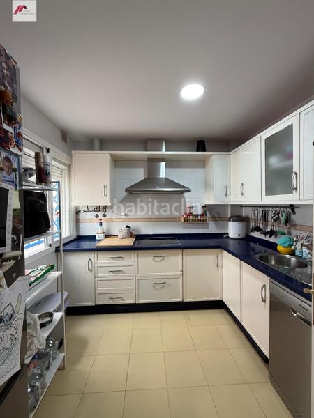 Foto ca76d1e5-c279-4ea3-a383-430f997a27fc. Dúplex  en el juncal con patio, piscina y garaje en Puerto de Santa María (El)
