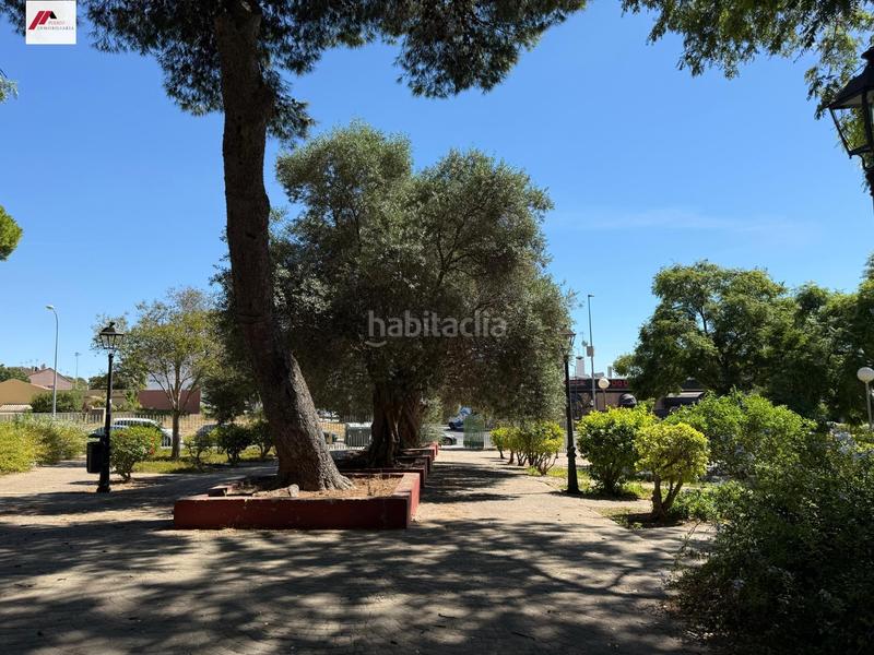 Foto 45db6d99-d4b4-4093-aae6-bf9e52b33b51. Edifici a Crevillet Puerto de Santa María (El)