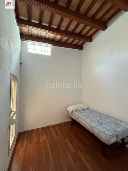 Foto 6e3a440a-9c9d-4ba3-a838-b4133979643a. Edifici a Crevillet Puerto de Santa María (El)