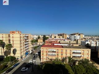 Appartement à Crevillet. Piso ultima planta en ronda magisterio