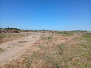 Terreny residencial a Cuatro Pinos - El Carmen. Parcela de uso agrario