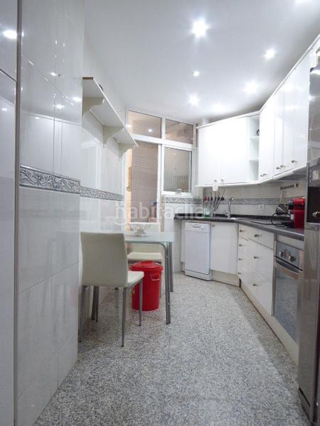 Foto b57a63ef-45ac-4889-a9a9-cbfb17e3f872. Rent flat in paseo marítimo ciudad de melilla 23 in Málaga
